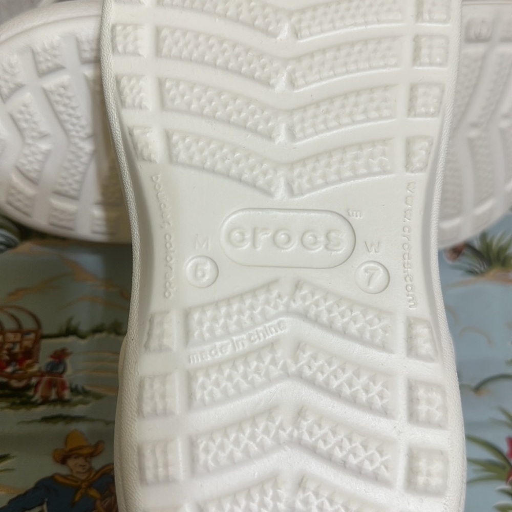 Crocs - Picture 5 of 5